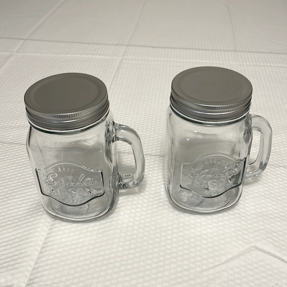 Mason Other - COPY - Set of two Estilo Mason Drinking Jar with Lid and handle.